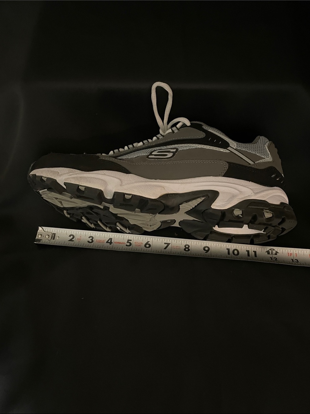 Men's EUC Sz 12 Skechers Stamina-Cutback sneakers in the charcoal/black colorway - Picture 5 of 11